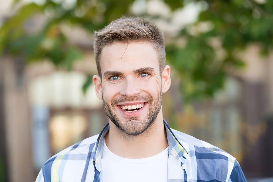 Popular Cosmetic Dental Procedures That Everyone Is Talking About